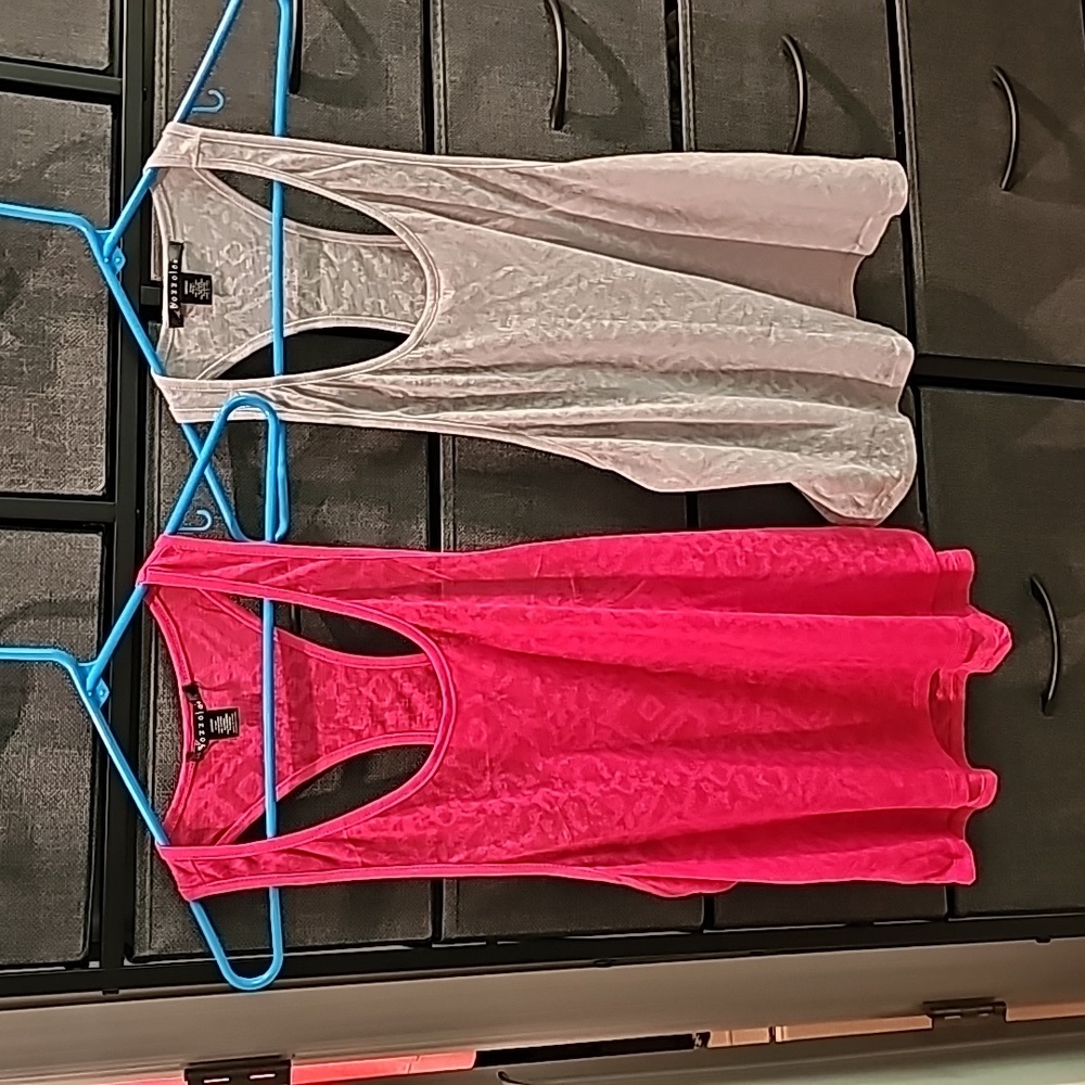 2 sheer tanks